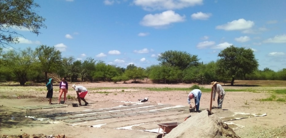 1 cisterna construyendo las placas 3